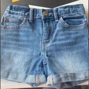 Gap 1969 Little Girls Jean Shorts. Size 6 Like New